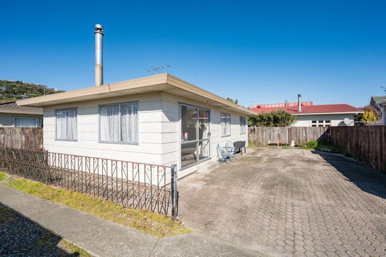 Photo of property in 2/79 Muritai Street, Tahunanui, Nelson, 7011