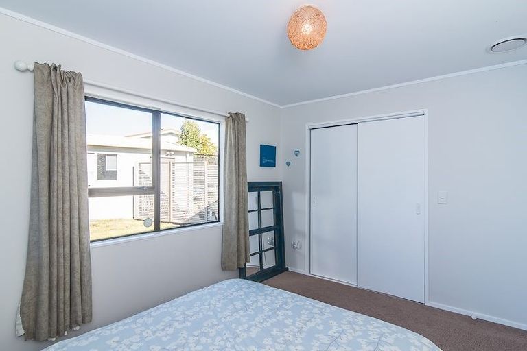 Photo of property in 21 Pitoitoi Street, Otaihanga, Paraparaumu, 5036