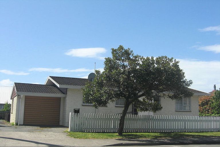 Photo of property in 2/23 Francis Street, Blenheim, 7201