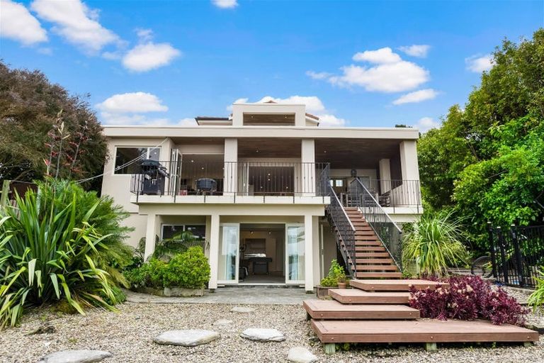 Photo of property in 985 Whangaparaoa Road, Tindalls Beach, Whangaparaoa, 0930