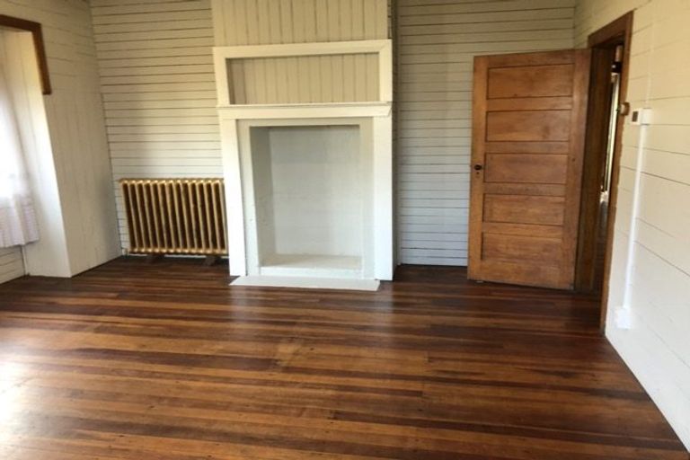 Photo of property in 36 Atutahi Street, Tokaanu, Turangi, 3381