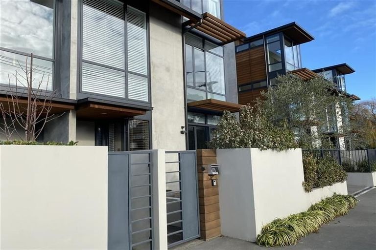 Photo of property in 5/2a Dorset Street, Christchurch Central, Christchurch, 8013