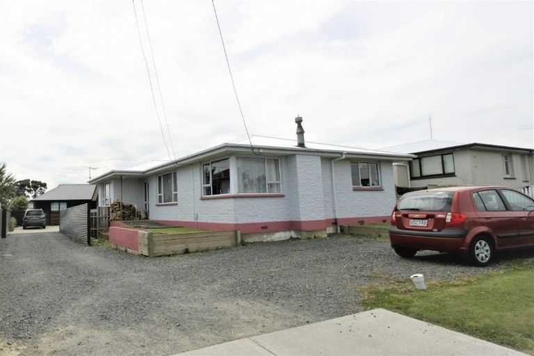 Photo of property in 28 Cargill Street, Waikiwi, Invercargill, 9810