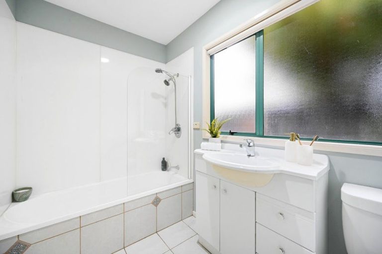 Photo of property in 4/84 Braid Road, St Andrews, Hamilton, 3200