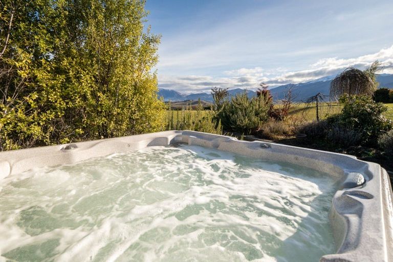 Photo of property in 6 Caldwell Lane, Lake Hayes, Queenstown, 9371