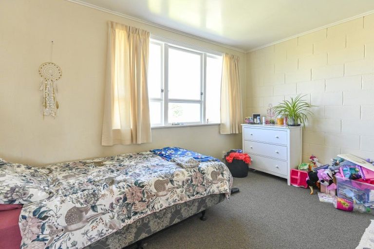 Photo of property in 409-419 Lowe Street, Camberley, Hastings, 4120