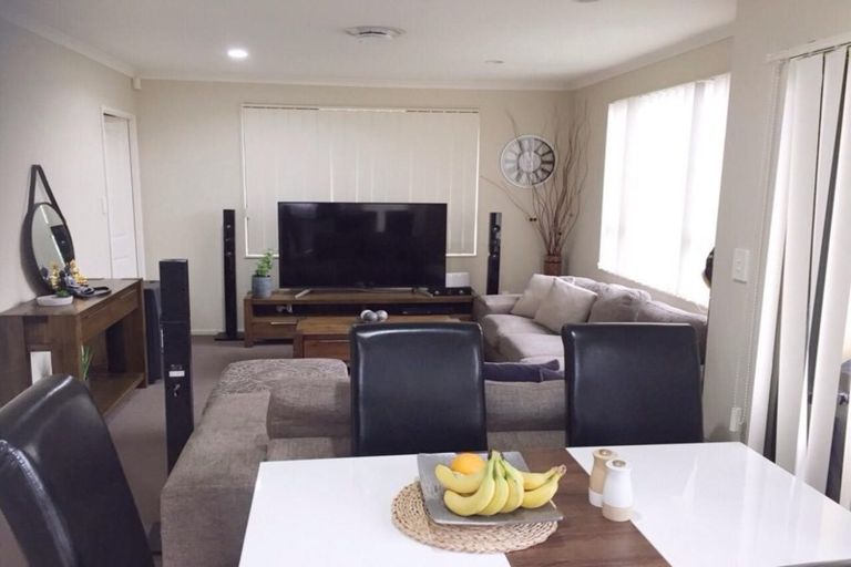 Photo of property in 3 Dapple Place, Flat Bush, Auckland, 2019