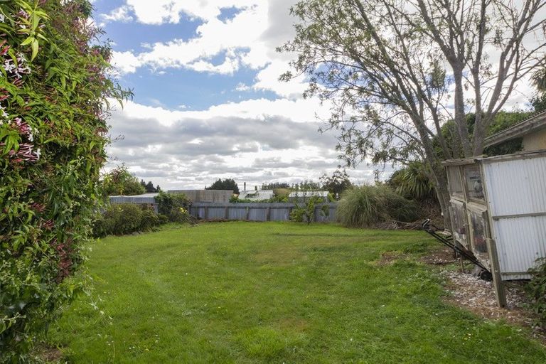 Photo of property in 11 Weston Road, Holmes Hill, Oamaru, 9401