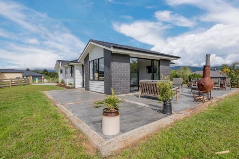 Photo of property in 4 Corbin Court, Ohau, Levin, 5570