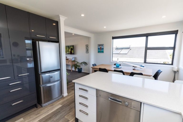 Photo of property in 24 Taieri Crescent, Kelson, Lower Hutt, 5010