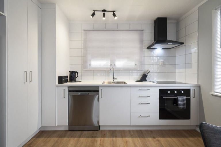 Photo of property in 3 Somerset Crescent, Highbury, Palmerston North, 4412