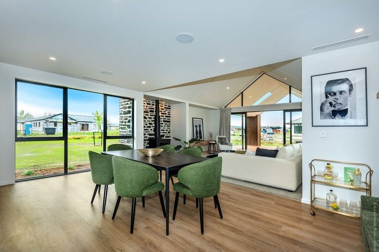 Photo of property in 37 Texel Crescent, West Melton, 7618