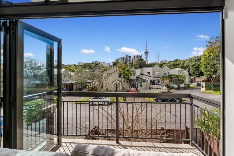 Photo of property in 46a Beresford Street Central, Freemans Bay, Auckland, 1011