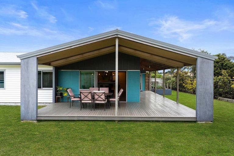 Photo of property in 19 Dawn Parade, Coastlands, Whakatane, 3120