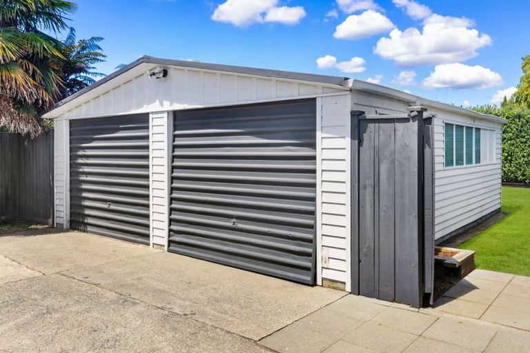 Photo of property in 171 Sandwich Road, St Andrews, Hamilton, 3200