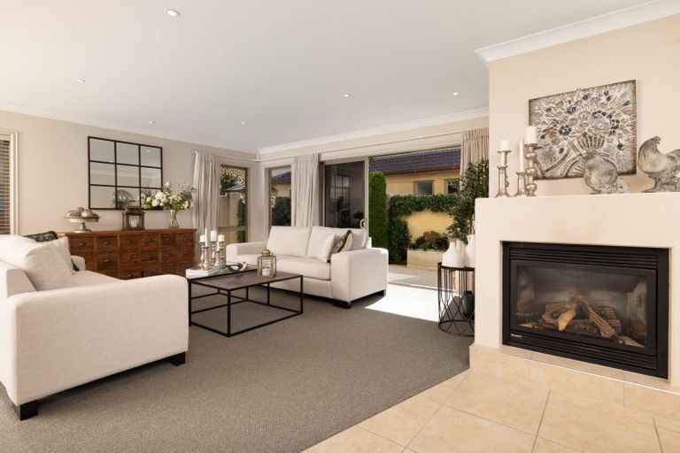 Photo of property in 19 Edgecumbe Road, Tauranga, 3110