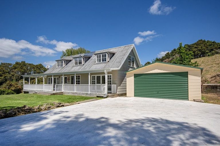 Photo of property in 15 Finlayson Road, Matarau, Whangarei, 0176