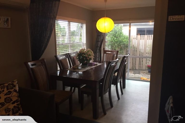 Photo of property in 19 Garland Drive, St Andrews, Hamilton, 3200