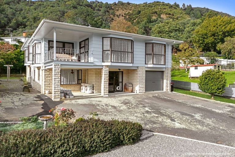 Photo of property in 5/1 Angle Street, Picton, 7220