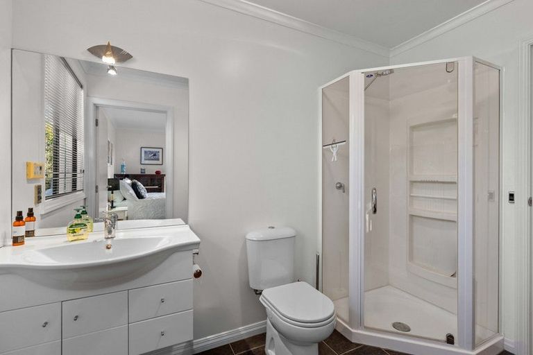 Photo of property in 8 Penrith Park Drive, Wanaka, 9305