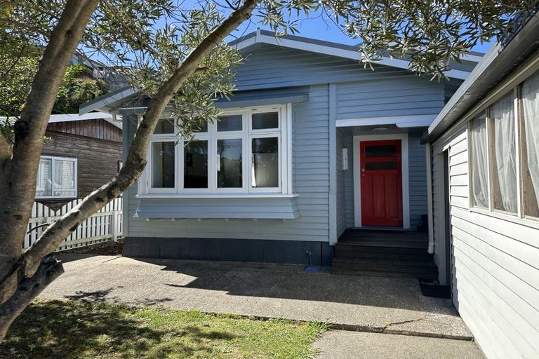 Photo of property in 22 Darlington Road, Miramar, Wellington, 6022