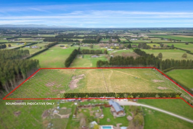 Photo of property in 125 Mairaki Road, Fernside, Rangiora, 7471