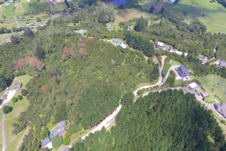 Photo of property in 47 Pinetone Road, Kumeu, 0892