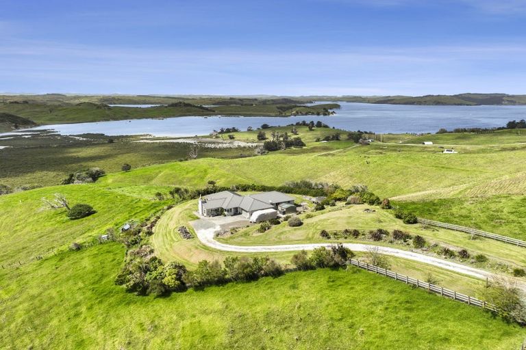 Photo of property in 281 Linton Road, Maungaturoto, 0583