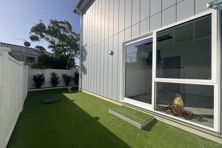 Photo of property in 319c East Coast Road, Mairangi Bay, Auckland, 0630