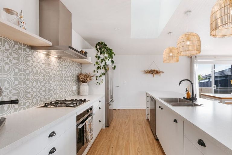 Photo of property in 22 Kahawai Place, Omokoroa, 3114