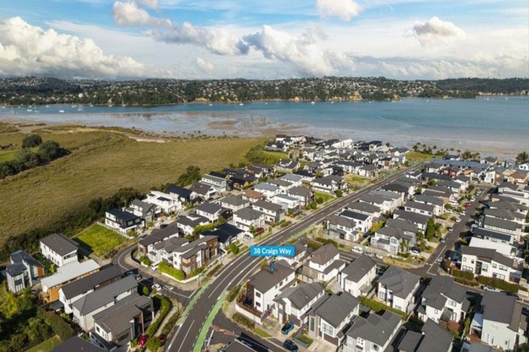 Photo of property in 38 Craigs Way, Hobsonville, Auckland, 0616