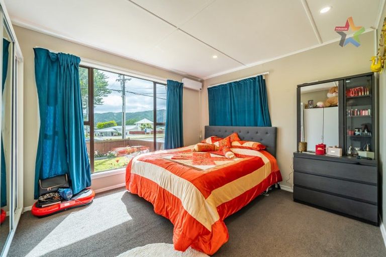 Photo of property in 131 Wainuiomata Road, Wainuiomata, Lower Hutt, 5014