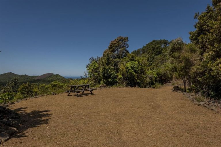 Photo of property in 180 Silverstream Falls Row, Whenuakite, Whitianga, 3591
