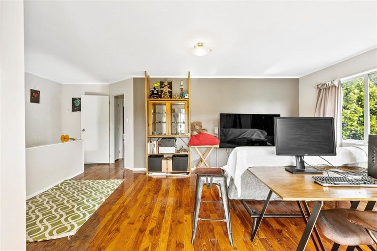 Photo of property in 5/24 Woodglen Road, Glen Eden, Auckland, 0602