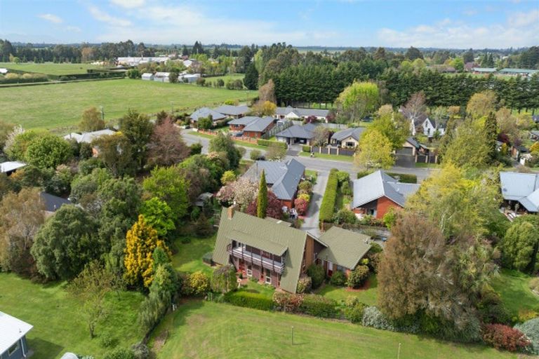 Photo of property in 14 Oakden Drive, Darfield, 7510