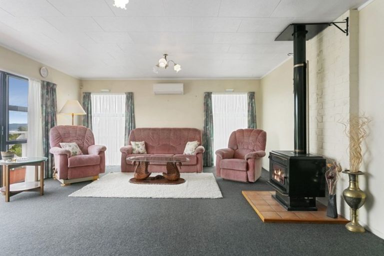 Photo of property in 6 Hampstead Place, Richmond Heights, Taupo, 3330