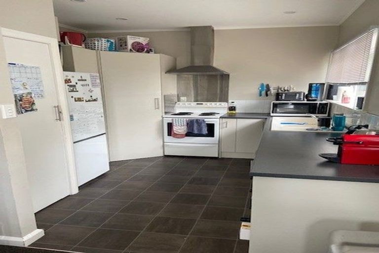 Photo of property in 28 The Quadrant, Miramar, Wellington, 6022