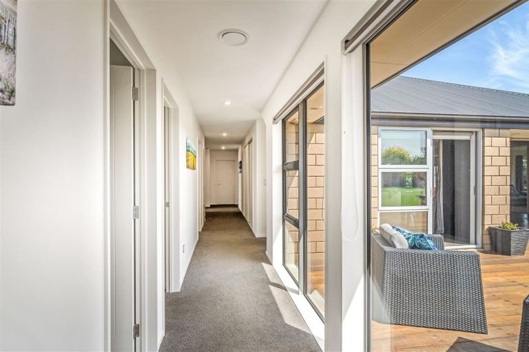 Photo of property in 80 Jacks Drive, West Melton, 7618