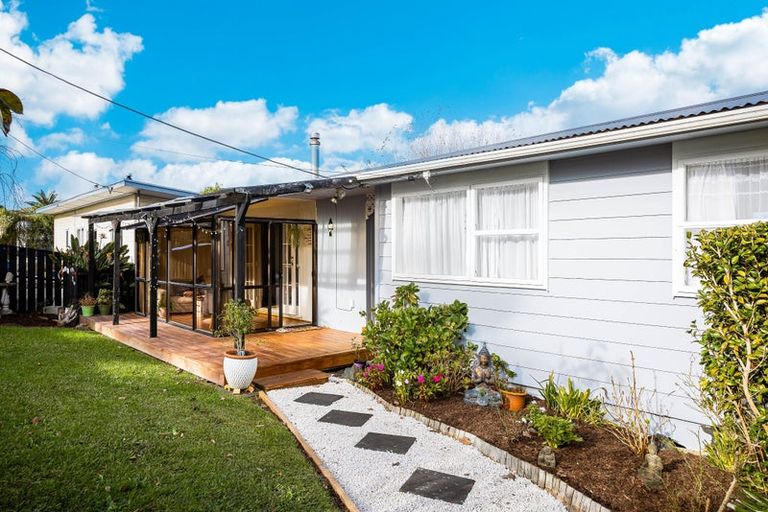 Photo of property in 33 Brigitte View, Snells Beach, 0920