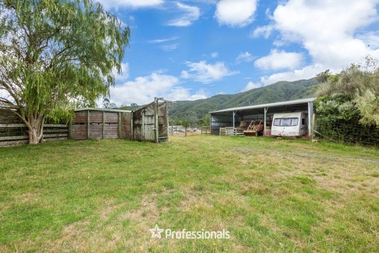 Photo of property in 235 Marchant Road, Kaitoke, Upper Hutt, 5018