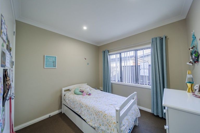 Photo of property in 14 Portland Place, Poraiti, Napier, 4112