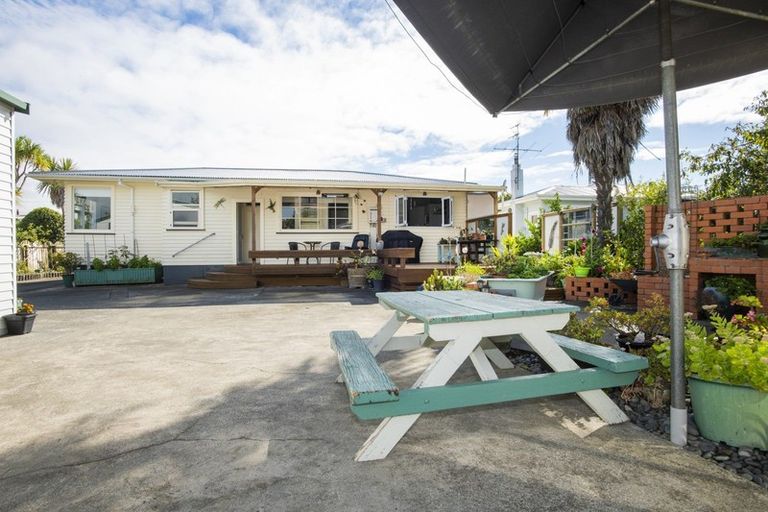 Photo of property in 22 Oak Street, Mangapapa, Gisborne, 4010