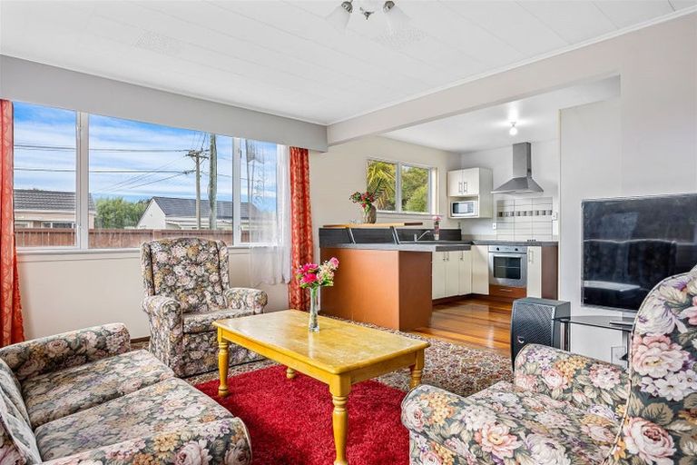 Photo of property in 14 Hart Street, Woolston, Christchurch, 8023