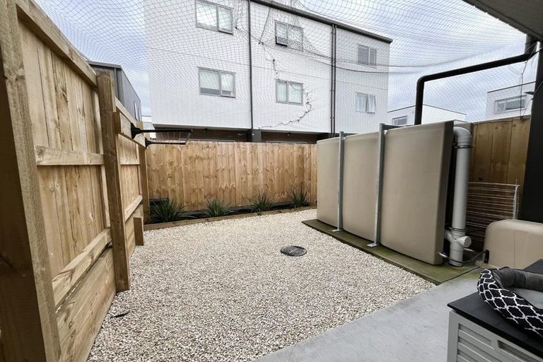 Photo of property in 8 Ngae Place, Mangere East, Auckland, 2024