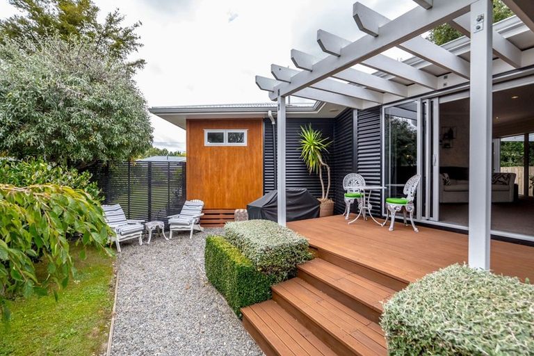 Photo of property in 12 Wood Street, Greytown, 5712