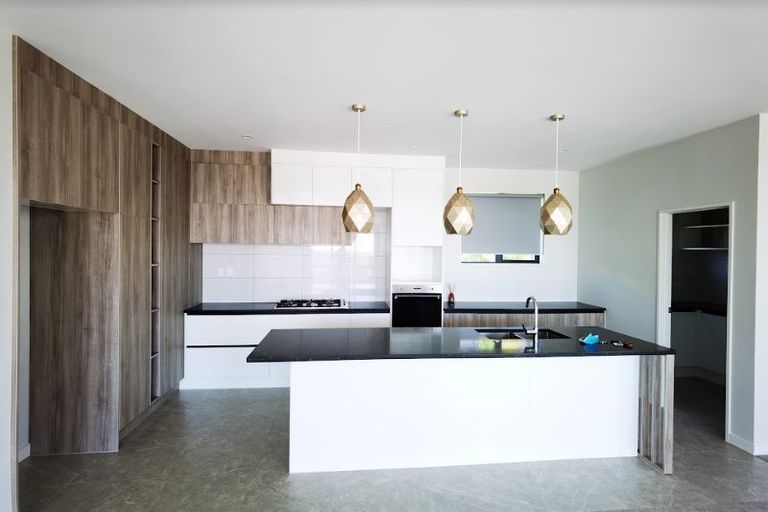 Photo of property in 14 Woodridge Drive, Stanmore Bay, Whangaparaoa, 0932