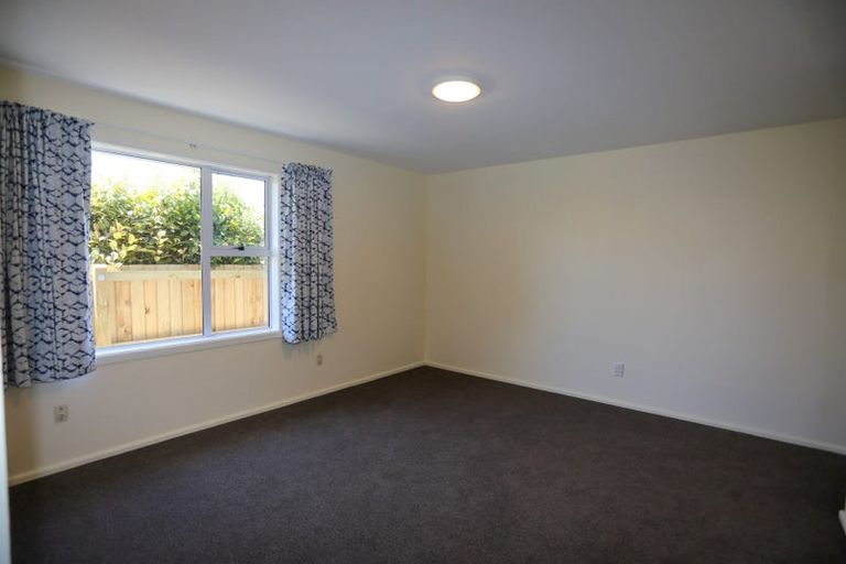 Photo of property in 26 Coniston Avenue, Ilam, Christchurch, 8041