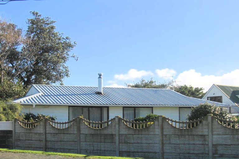 Photo of property in 35b Francis Road, Paraparaumu Beach, Paraparaumu, 5032