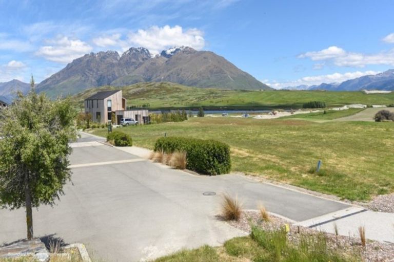 Photo of property in 15 Torridon Court, Jacks Point, Queenstown, 9371