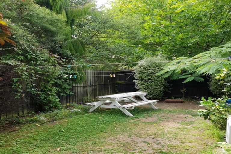 Photo of property in 1/3 Grove Road, Addington, Christchurch, 8024